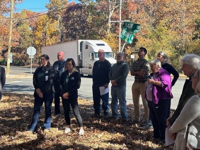 People gather for dedication of Franklin Indian Branch Preserve